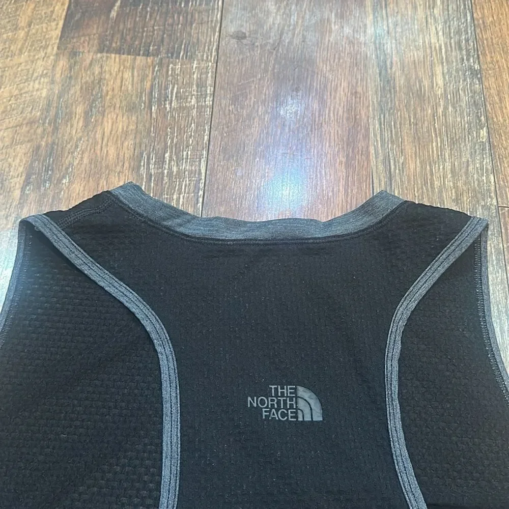 Black and Gray Sleeveless Top with White Accents XL (3280)